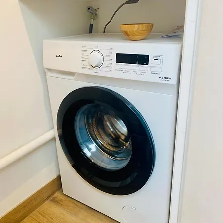 Cocon Des Champs-elysees Paris